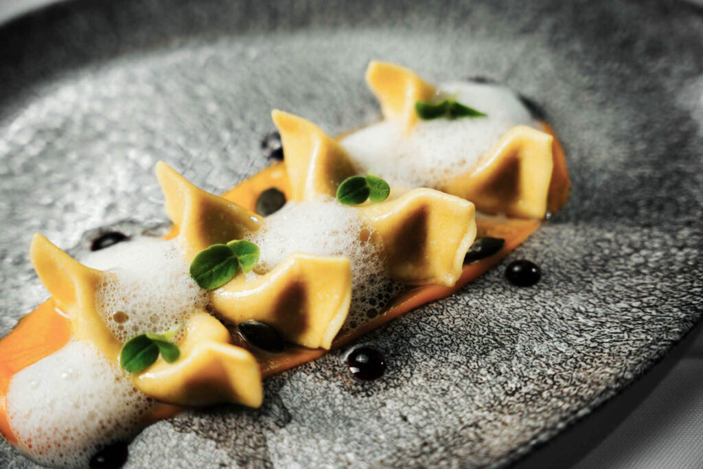 Primi piatti della tradizione ladina serviti al ristorante Plan Murin in Alta Badia